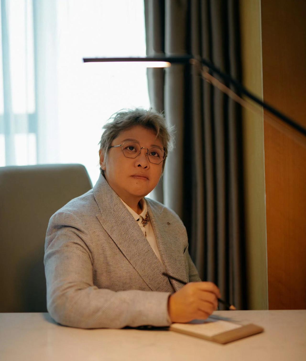 近日，韩红爱心慈善基金会发布2025年度报告，披露了多项公益活动及明星个人捐款动