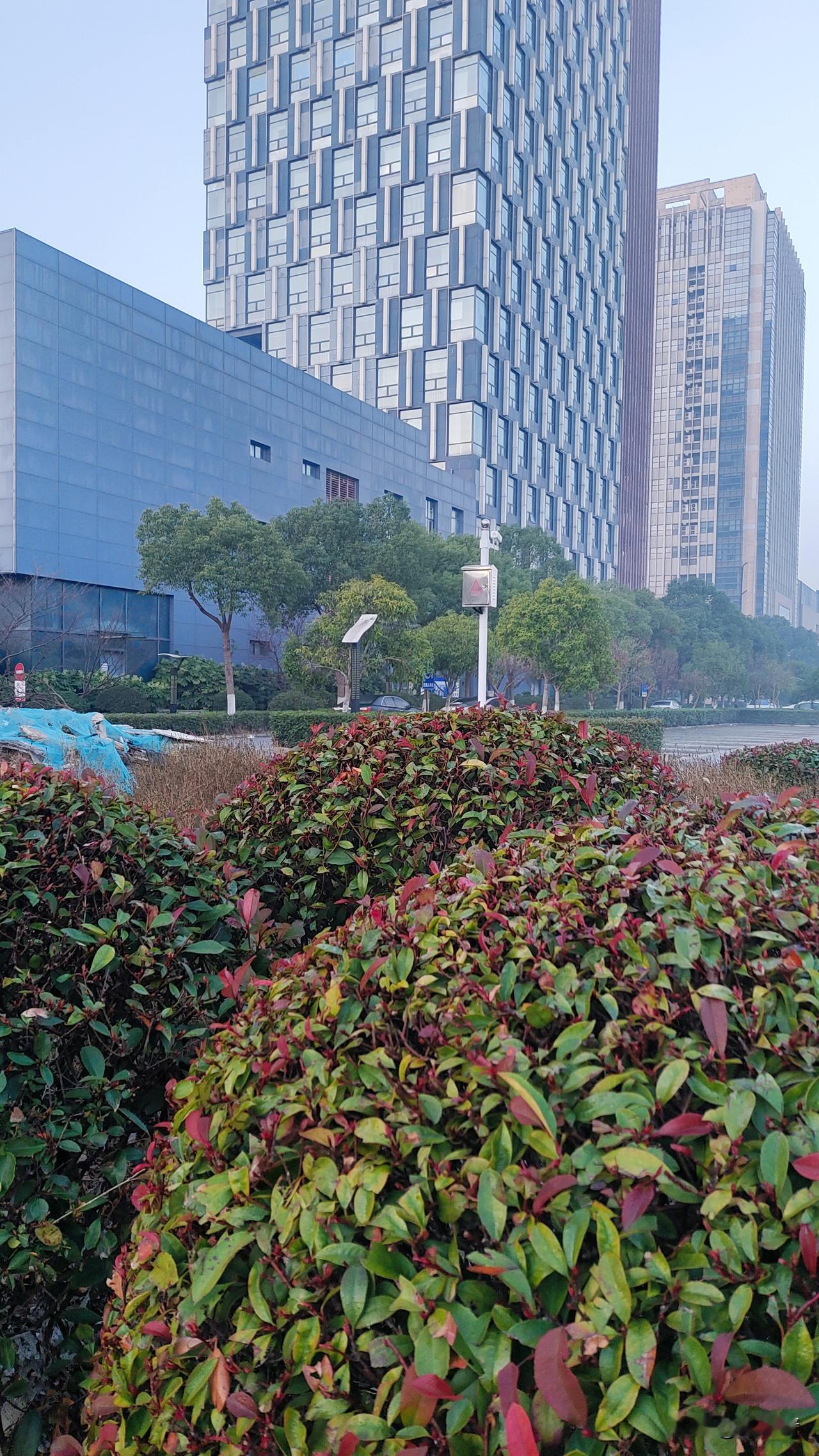 做人要有“边界感”。融不进的“圈子”别硬挤。揣摩不透的人心，别自以为是。