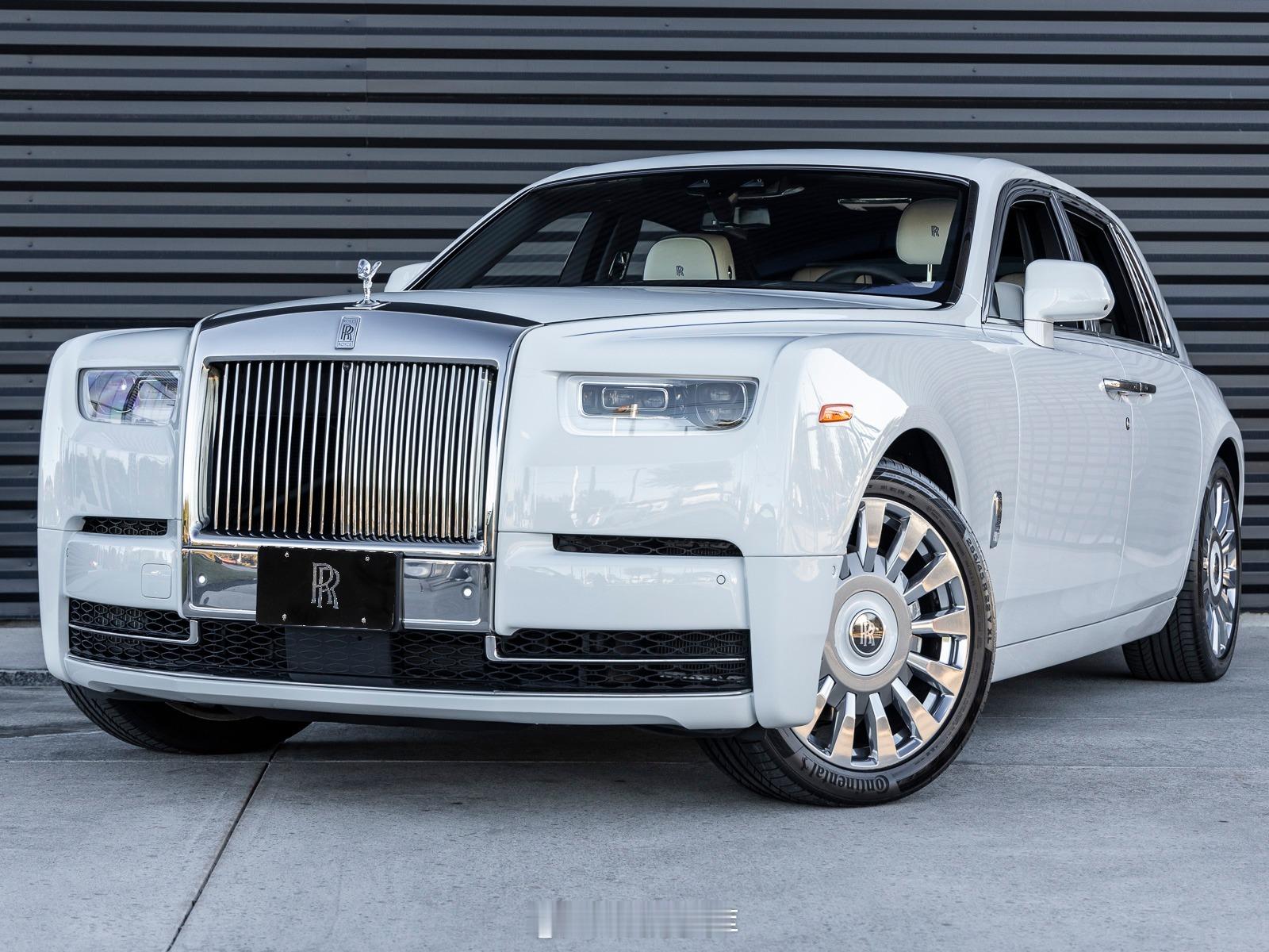 2022 Rolls-Royce Phantom ​​​