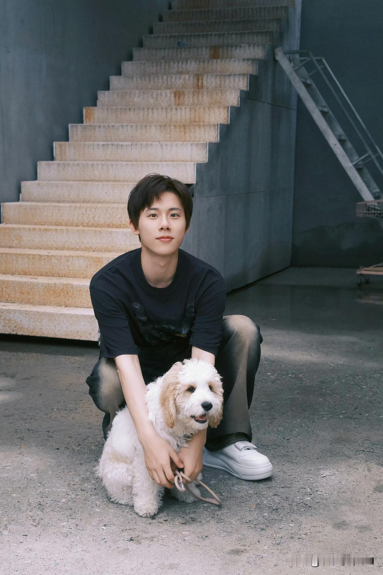 ，笑死 ，曝光了那么多人，
周奇站姐脱粉爆料
周奇向涵之一起回家 ​​​ 最终全