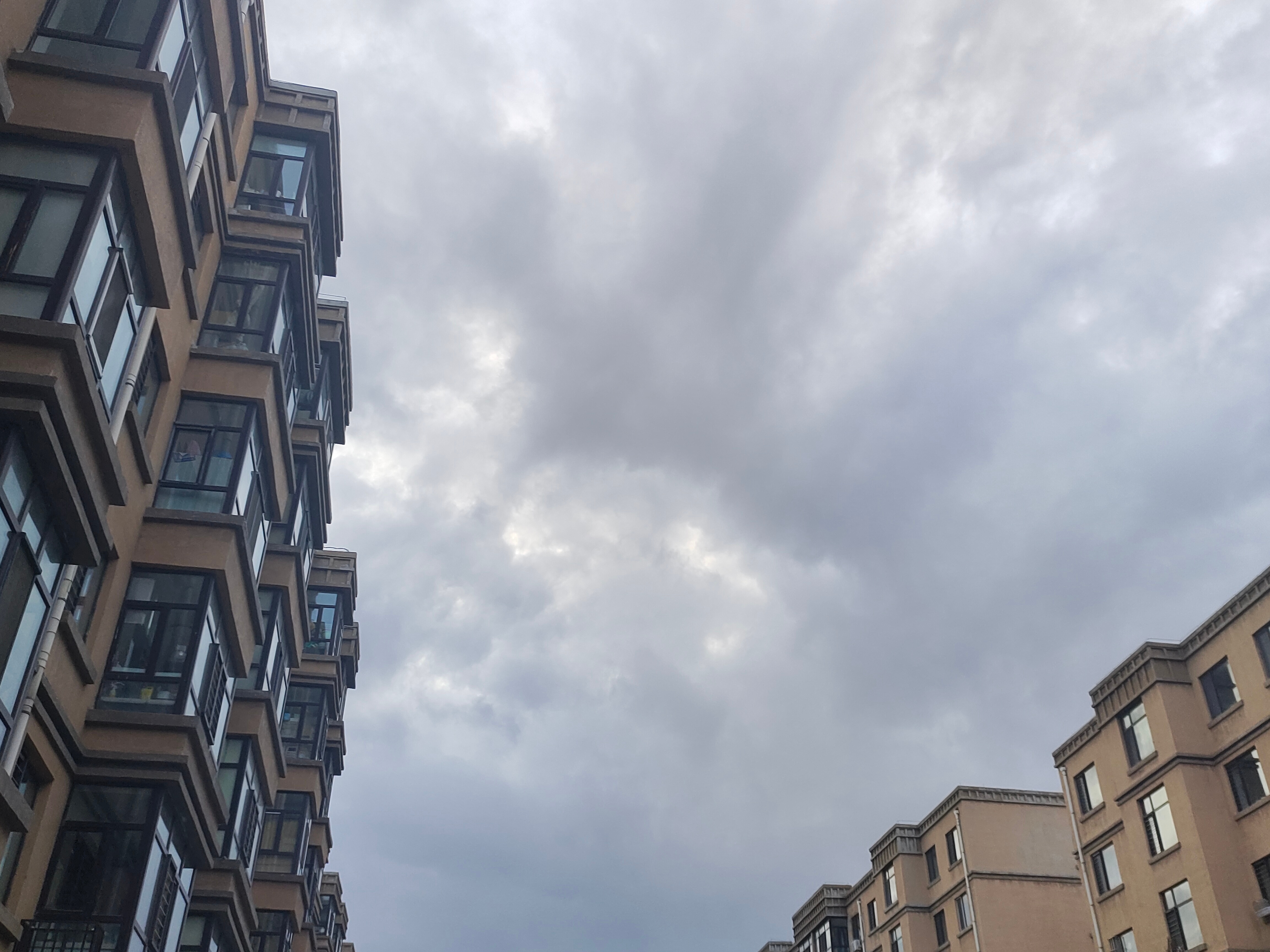 符合我去上学的心情[泪] ​​​