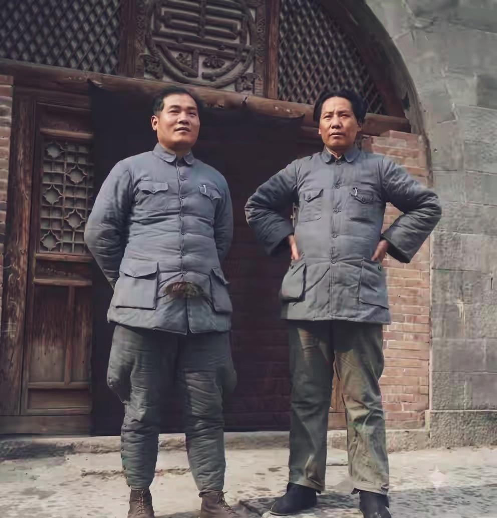 1936年斯诺拍摄于延安，经过修复上色，很有历史感。