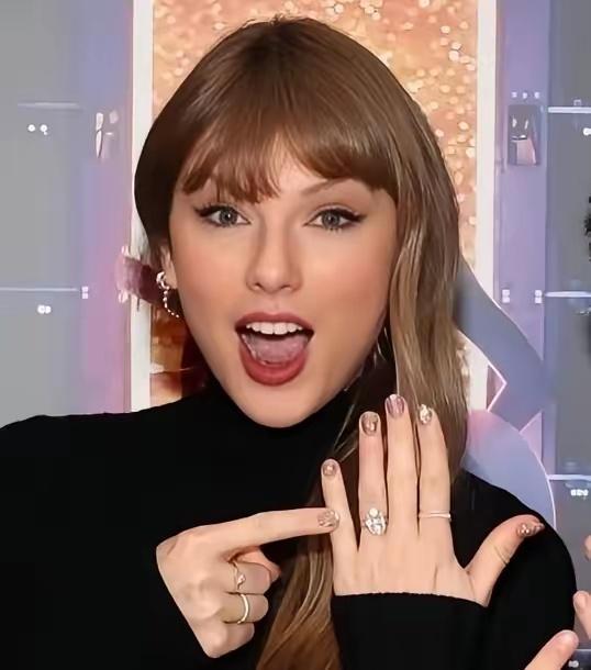 为什么古代人都要去大户人家当丫鬟？看了霉霉就知道了，1.97 亿！ 美金！霉霉直