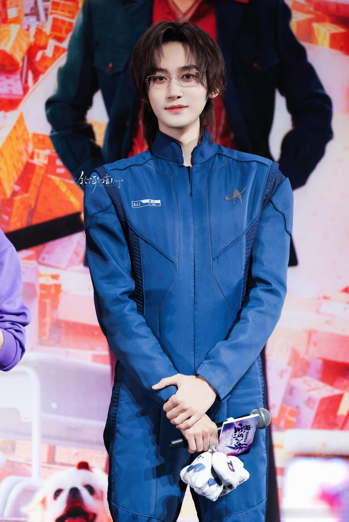 汪铎新电影喽马精神 谁能不心疼葛洋啊！明明是怀揣梦想的有才之人，却在现实与梦境里