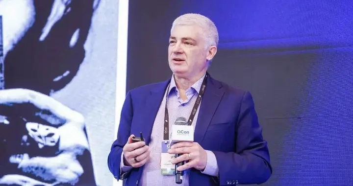 AI時代，開發者不能再當 i 人了，「云計算代言人」敬告