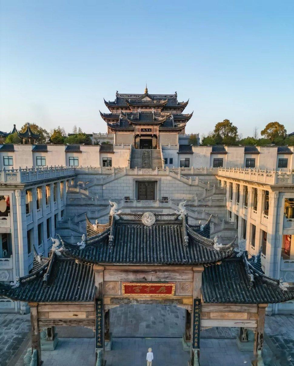 【浙江宝藏小城】衢州真的是我很喜欢的旅行目的地，不光辣鸭头，还有各种美食，山水风