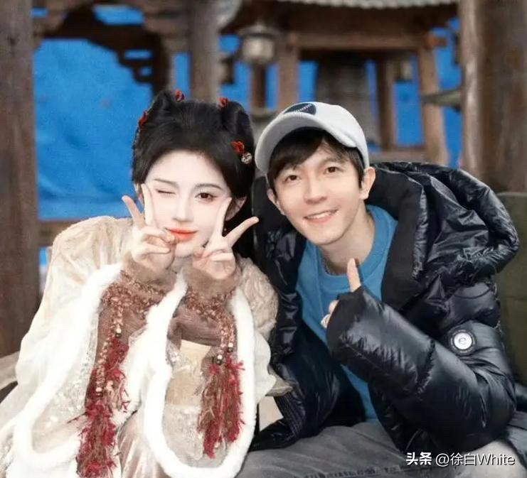 4月1日，鞠婧祎前公司起诉了《月鳞绮纪》承制方，没记错的话，是郭敬明吧……[泪奔