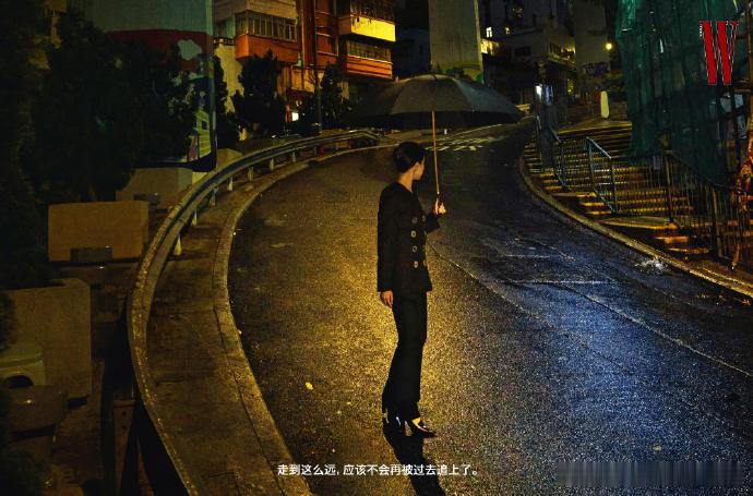 刘亦菲港风旗袍美人 刘亦菲港风旗袍美人，白秀珠长大以后就这样~ 白秀珠长大以后就