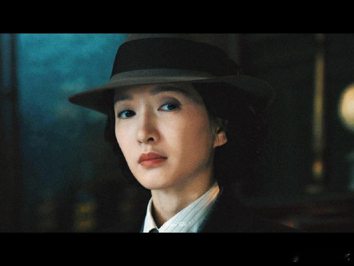 江疏影对峙戏演技醒来江疏影演技  在醒来这部剧里面江疏影对峙戏演技，真的是太赞了