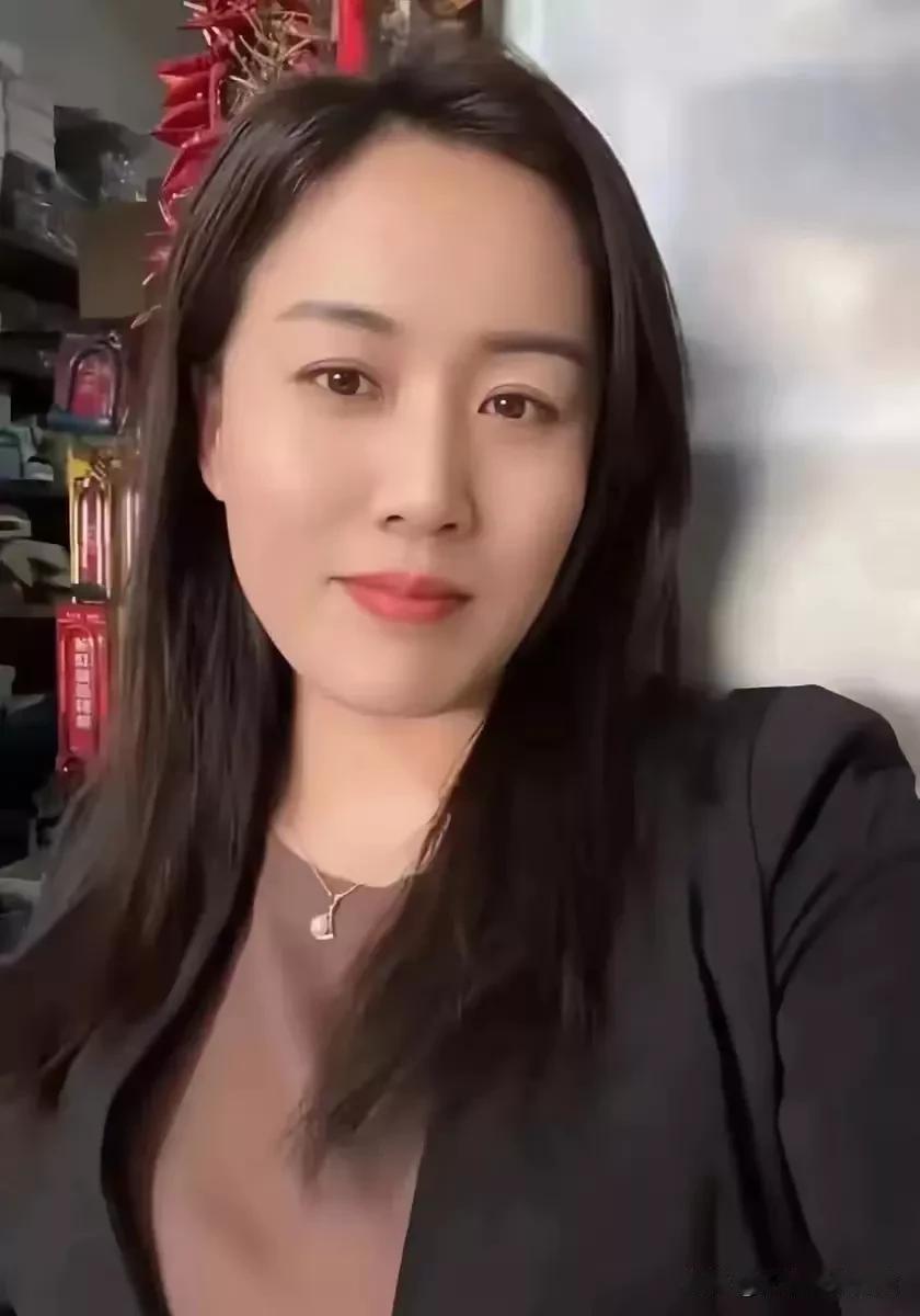 40岁又怎么样？月收入两万三，在南宁有车有房，生活充实开心，有一帮共同为理想而奋