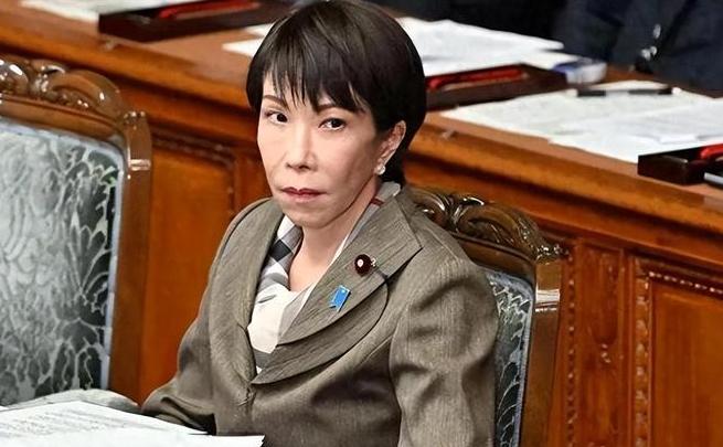 5万人怒上街！高市早苗解禁“杀器”，日本和平宪法快被掏空了！

日本街头炸开了锅