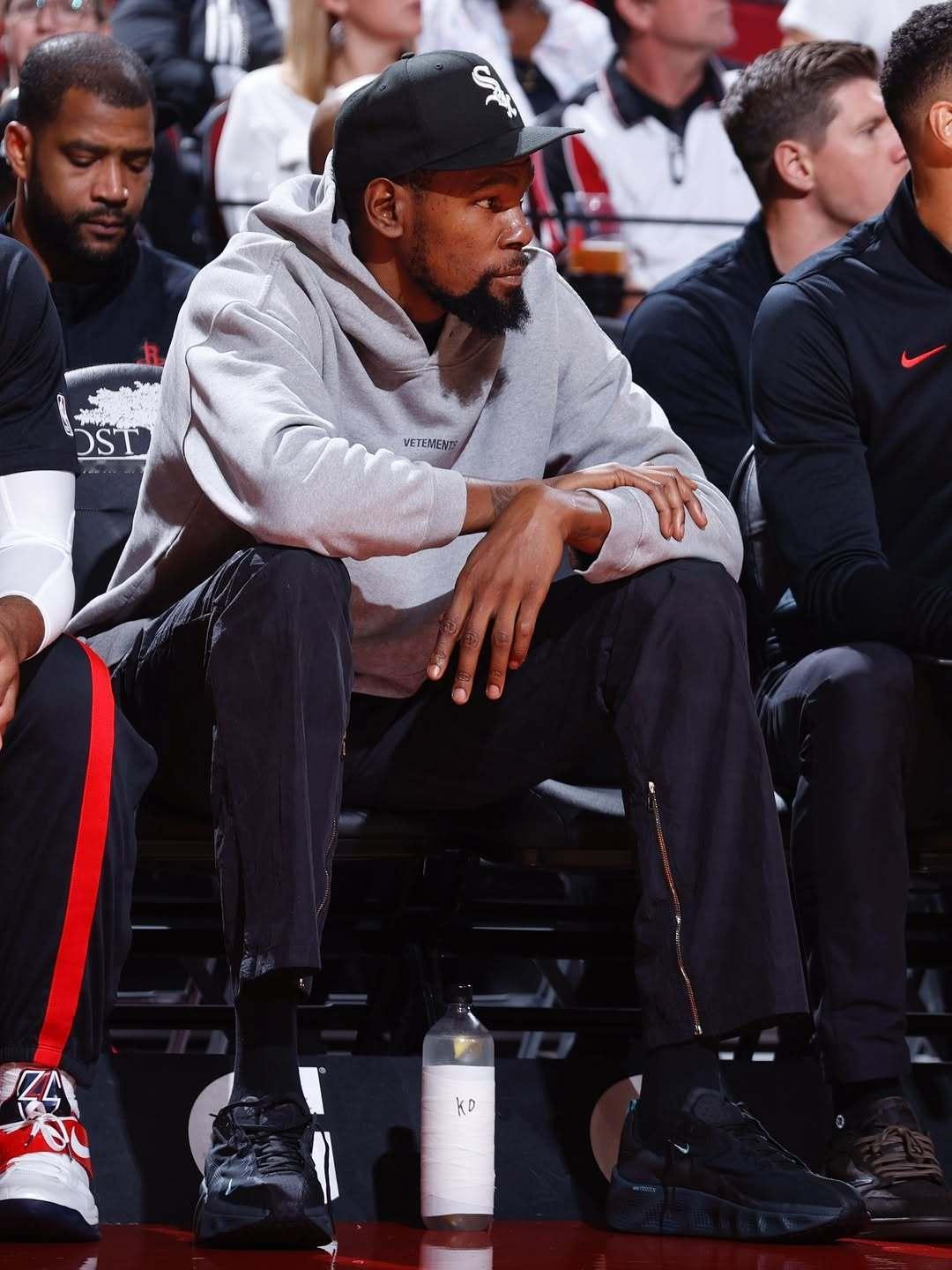 Easy Money. ​​​Houston Rockets.7 NBA季前赛 