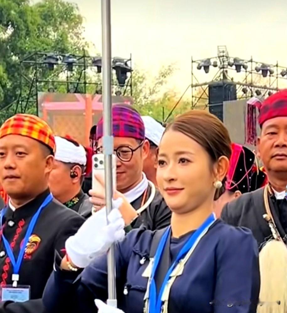 外地人参加云南景颇族目瑙纵歌节需要注意哪些事项？

近几个月，云南景颇族的目瑙纵