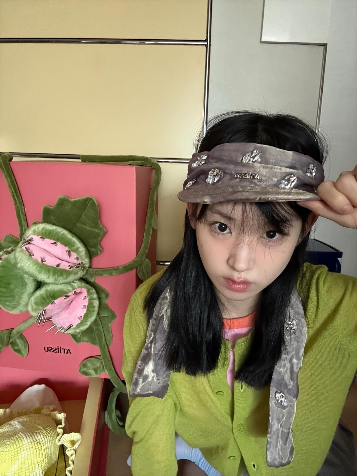 朴奂喜更新一组帽子 