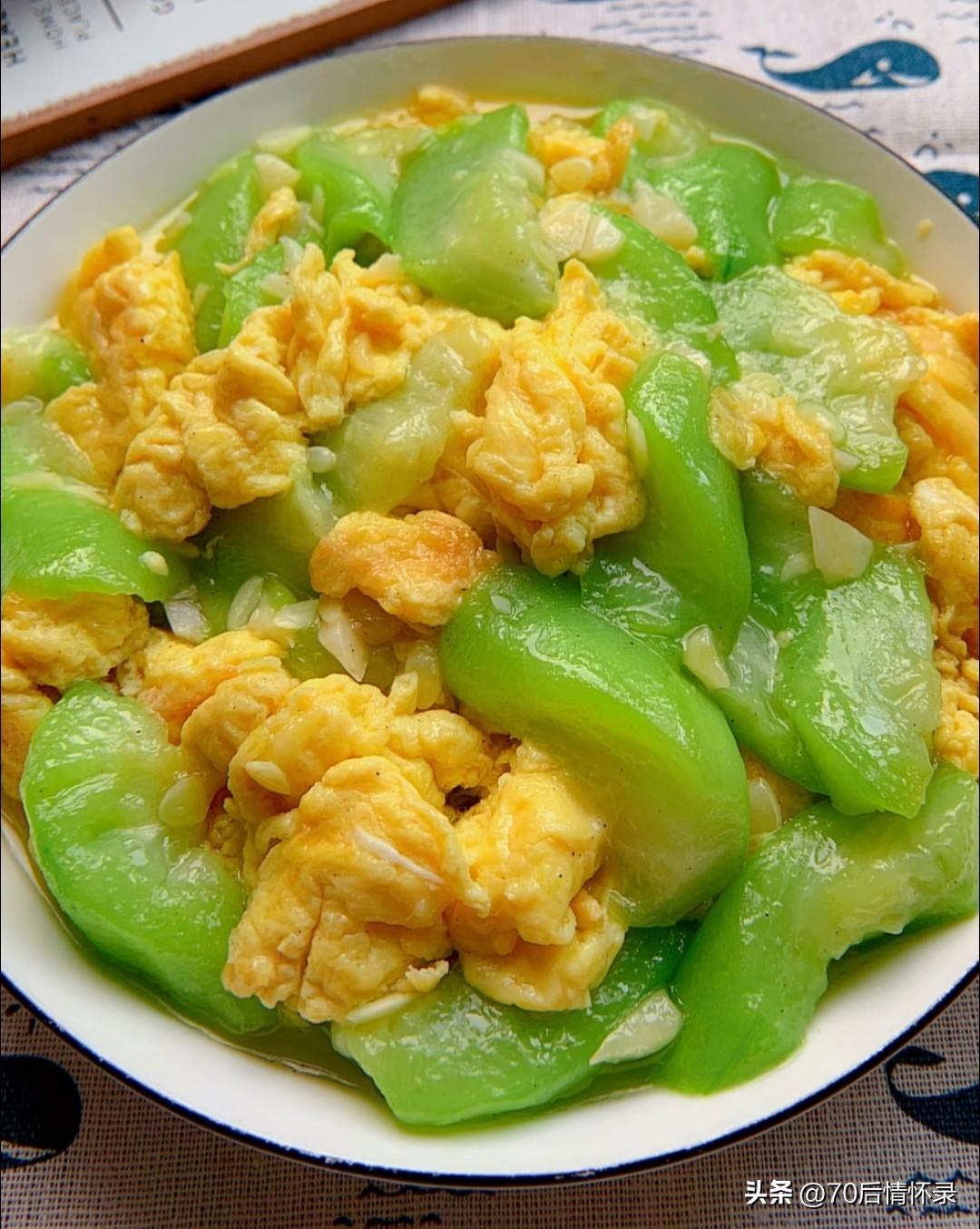 当然是中餐了！偏爱中餐，可不是单纯贪恋口舌之欲，而是沉醉于它与生俱来的缤纷色彩、