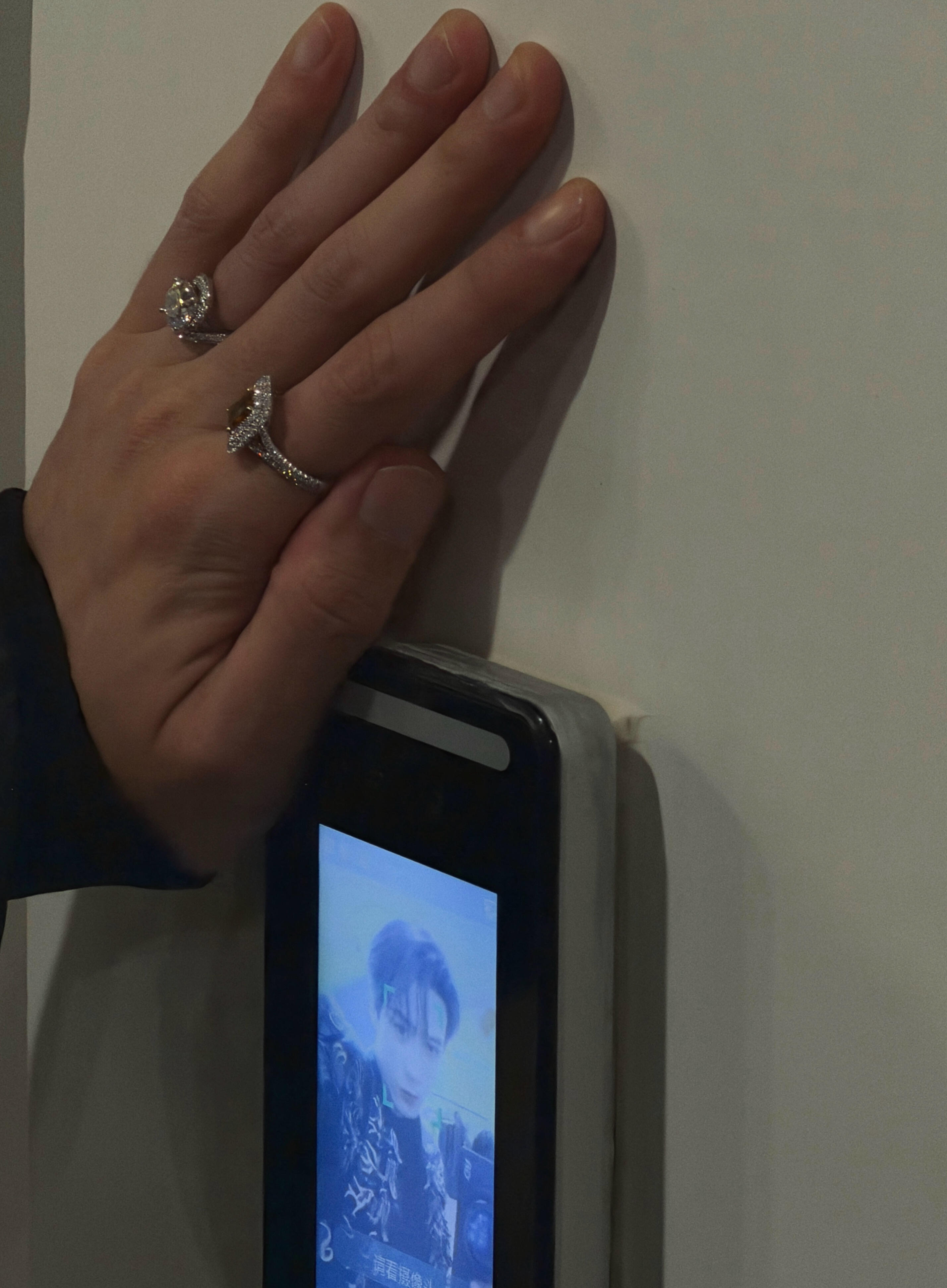 我不行了谁教檀健次这么自拍的 