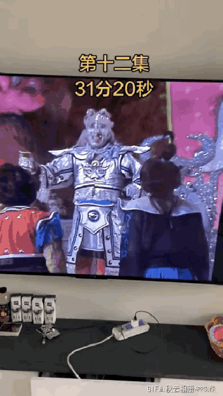 银角大王：我这么帅你们不关注，关注我小弟有没有带手表？