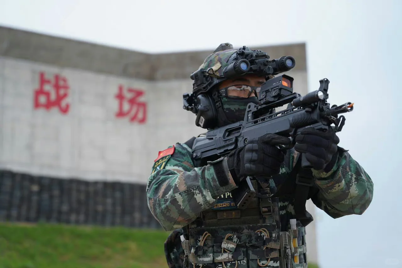 陕西武警特战靓图