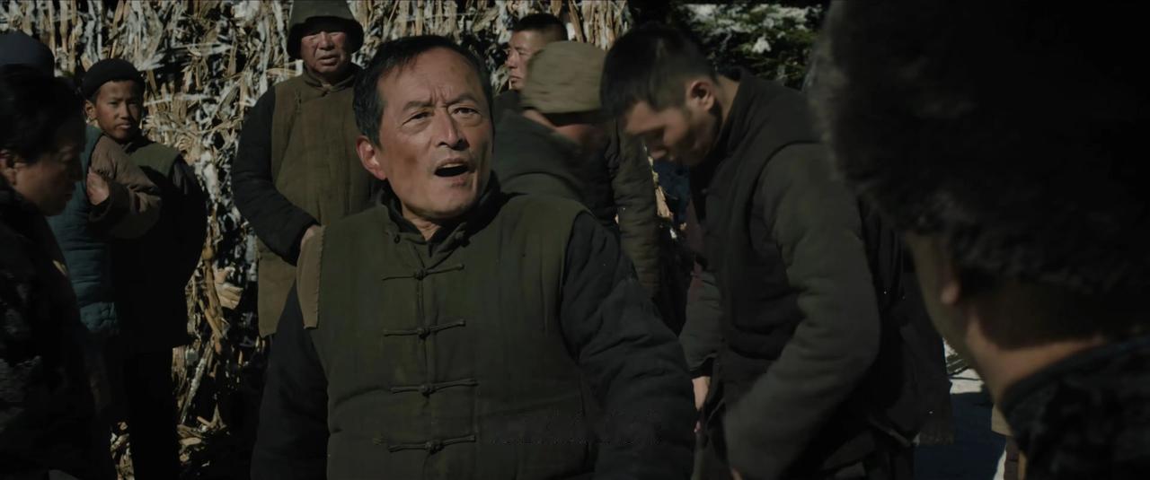我怎么觉得举报田小贵是抗联的人，不是老吴头，就是这个保长呢！我这么说，是有原因的