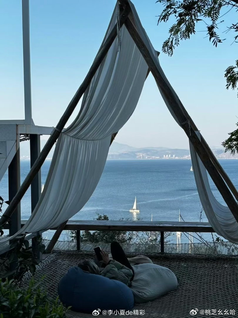 华晨宇的民宿定价3块钱在抚仙湖畔开的"温暖的房子"，9间房用歌命名、悬崖咖啡飘香