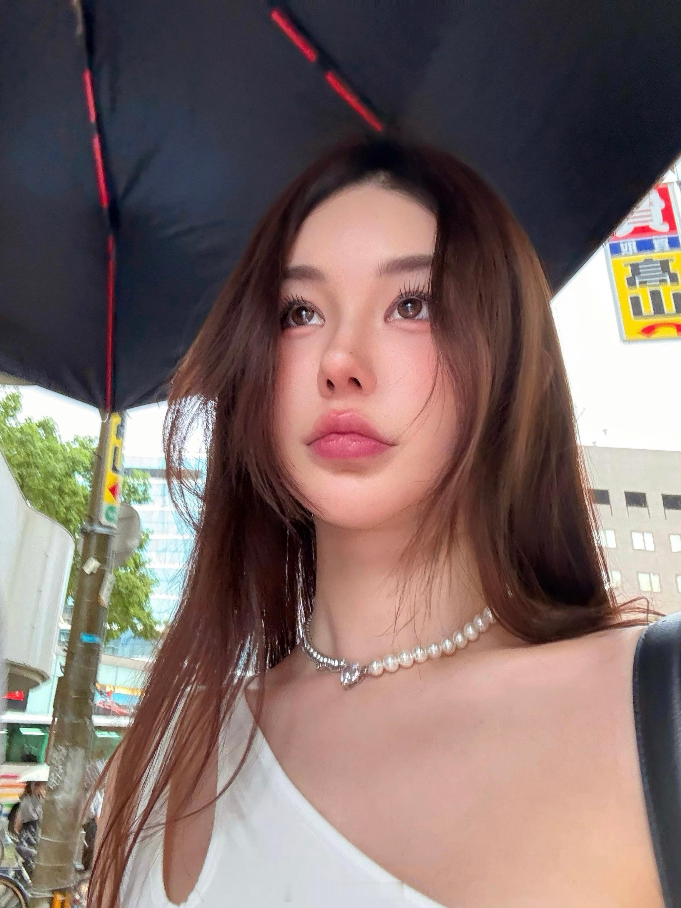 🌂⛈️🧩 ​​​
