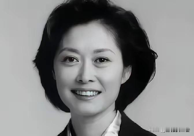 ICU病房里躺三个月是个什么概念，普通家庭可能撑不到一个月就得含泪放弃，可敬一丹