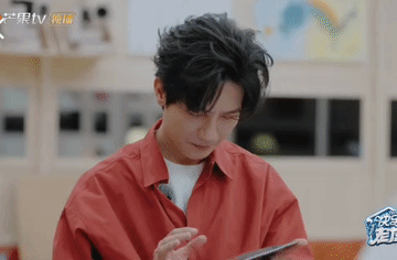 快乐老友记开播，厚米兄弟的乔迁宴有点太潦草了吧[捂脸]！
兄弟六个好歹也算是放了