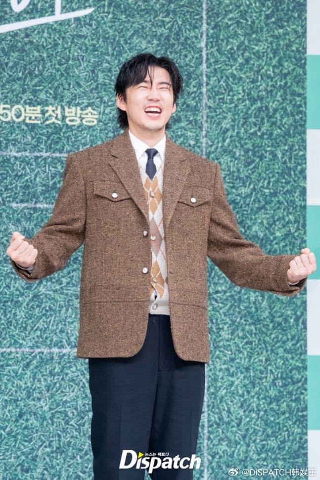 25日，SBS新金土剧《TRY：我们成为奇迹》举行制作发布会，主演尹启相[超话]