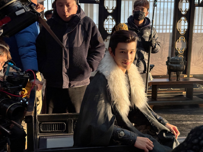 随元青是得罪导演了吧 随元青是得罪导演了吧！全剧挨打最多，被鲨猪小队疯狂输出还不