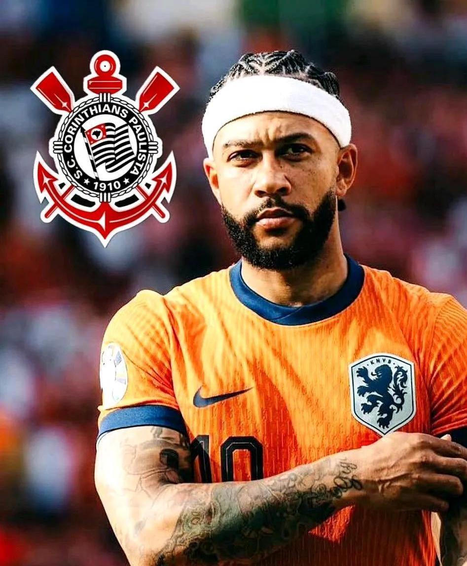 30岁荷兰国脚德佩，加盟巴甲球队科林蒂安，曾在曼联、巴萨、马竞踢球，当打之年为啥