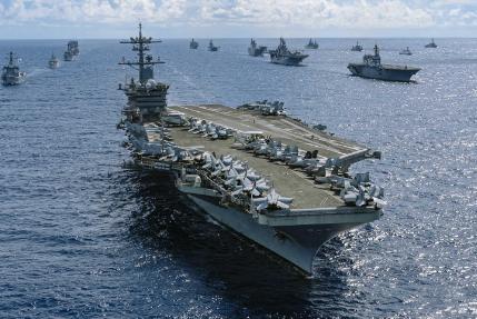 林肯号航母打击群已抵达！如果还看不懂这个信号，那才是真的危险

麻烦看官老爷们右