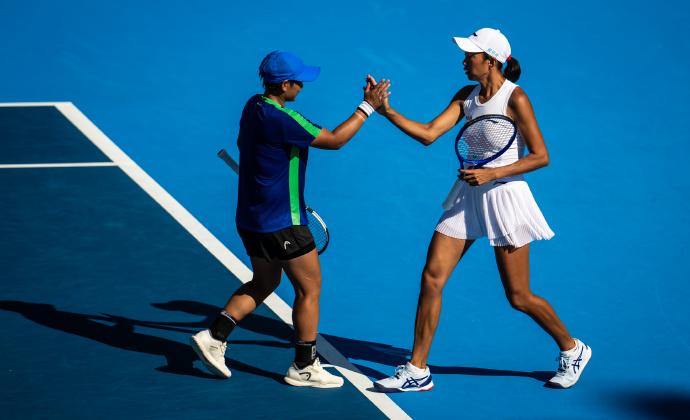 🎾🇨🇳张帅/🇨🇳蒋欣玗闯入美网八强
美网女双第三轮，七号种子🇨🇳张