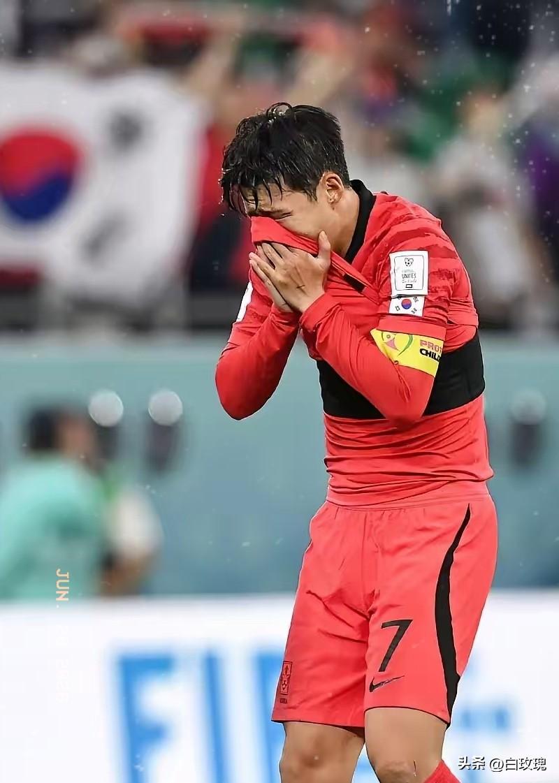 仅8名球员回国！韩国总统亲自道歉！韩国队未进入世界杯32强后，韩国足协宣布，不会