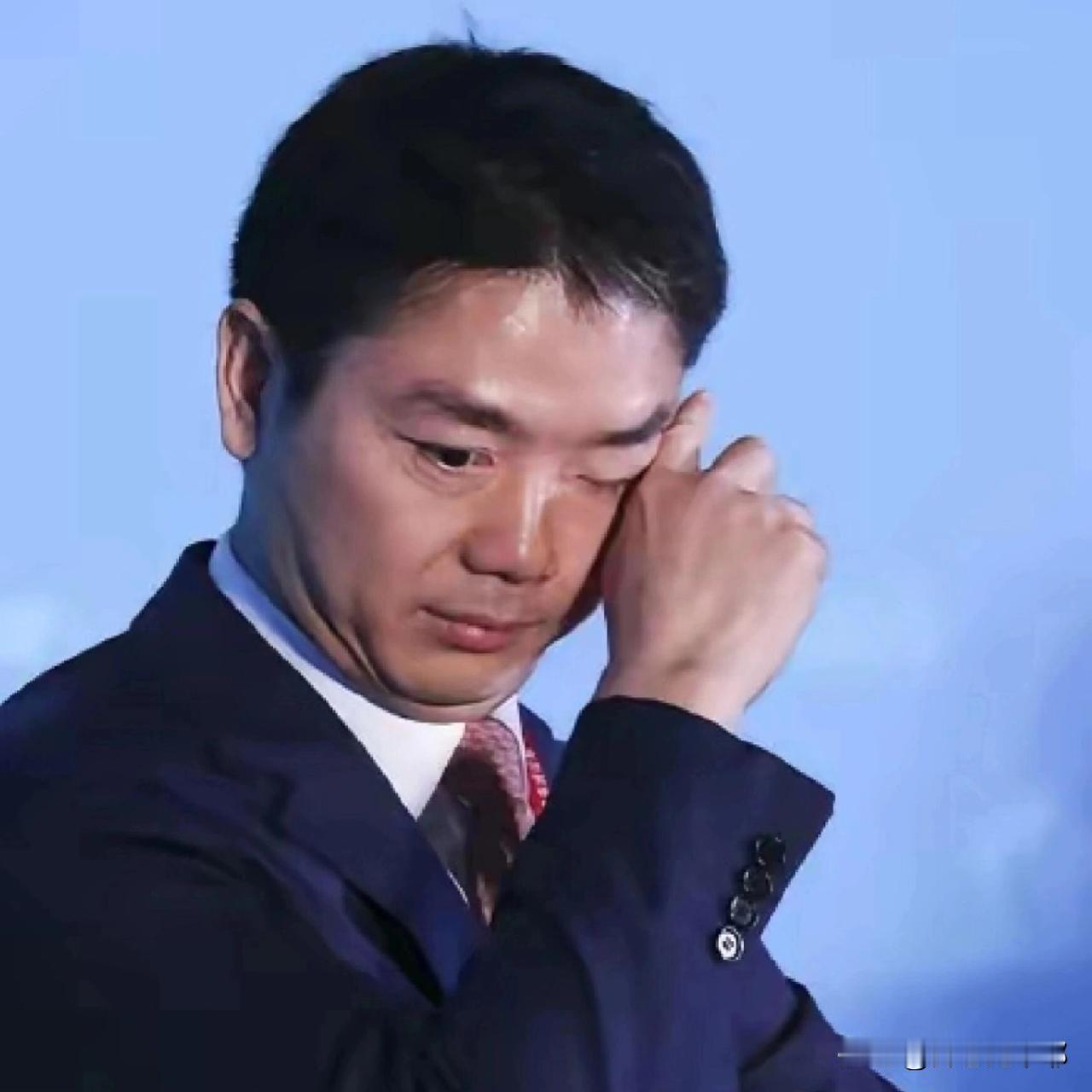 一夜被偷走了3个亿！

欧洲0元购升级了，

直接从仓库搬东西了！

京东巴黎仓