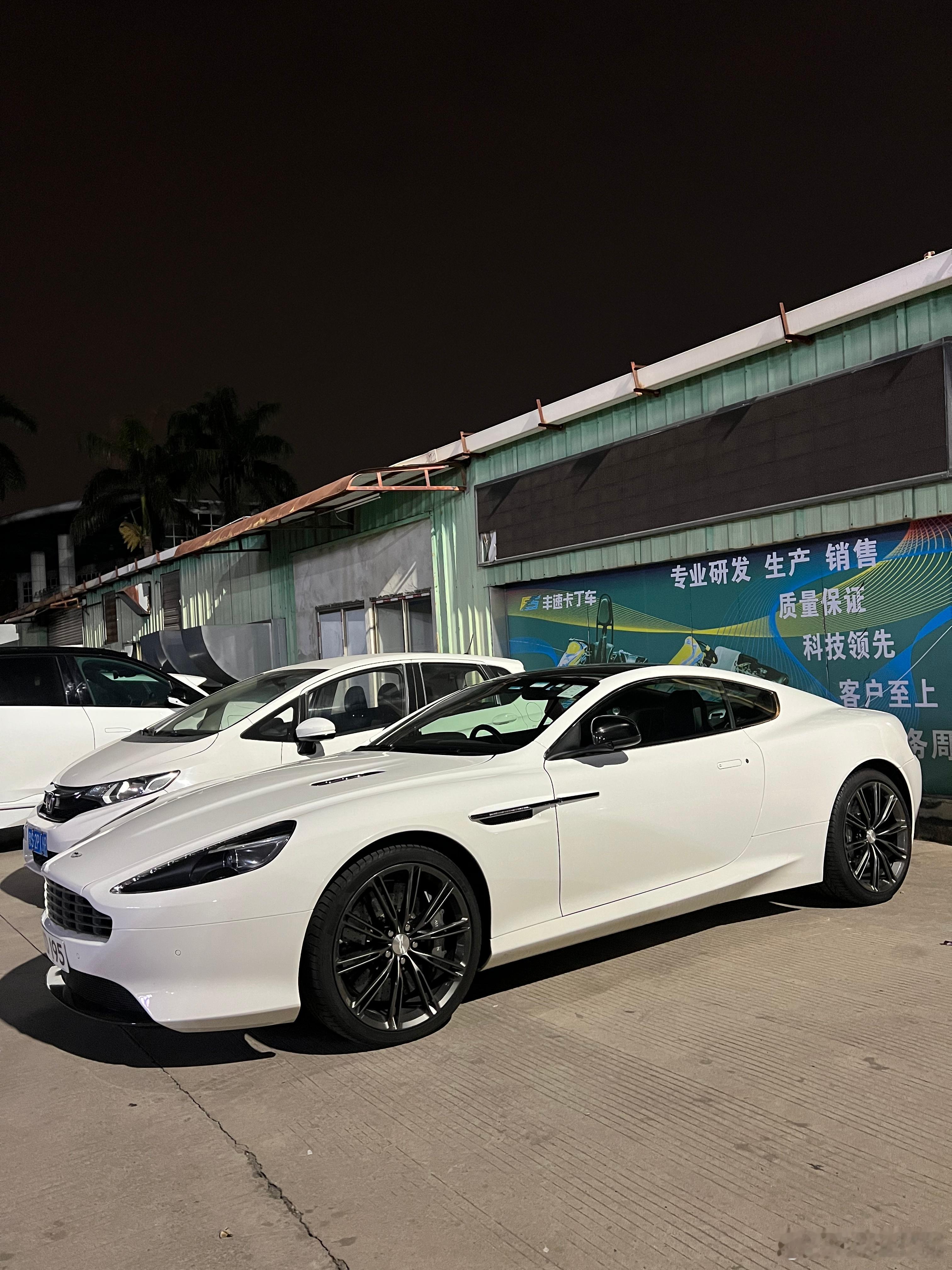 帅的车，永远都帅。特别是英国车最帅！大v聊车