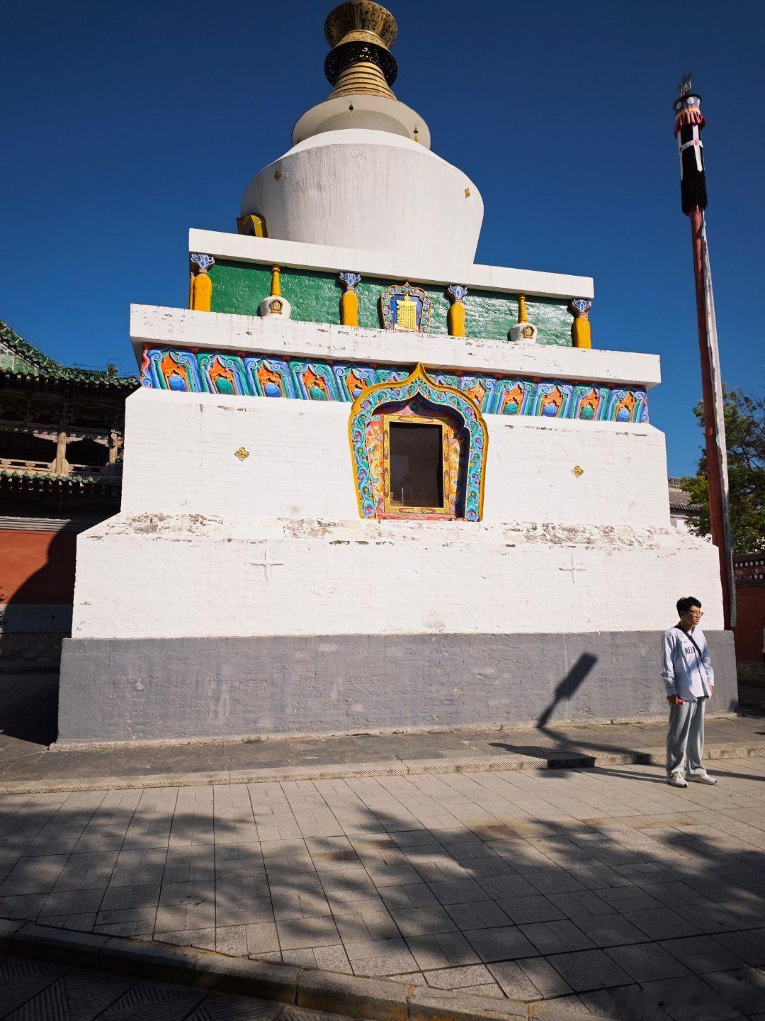 塔尔寺，我才知道藏传佛教格鲁派创始人宗喀巴大师(达赖一世和班禅一世共同的师傅)就