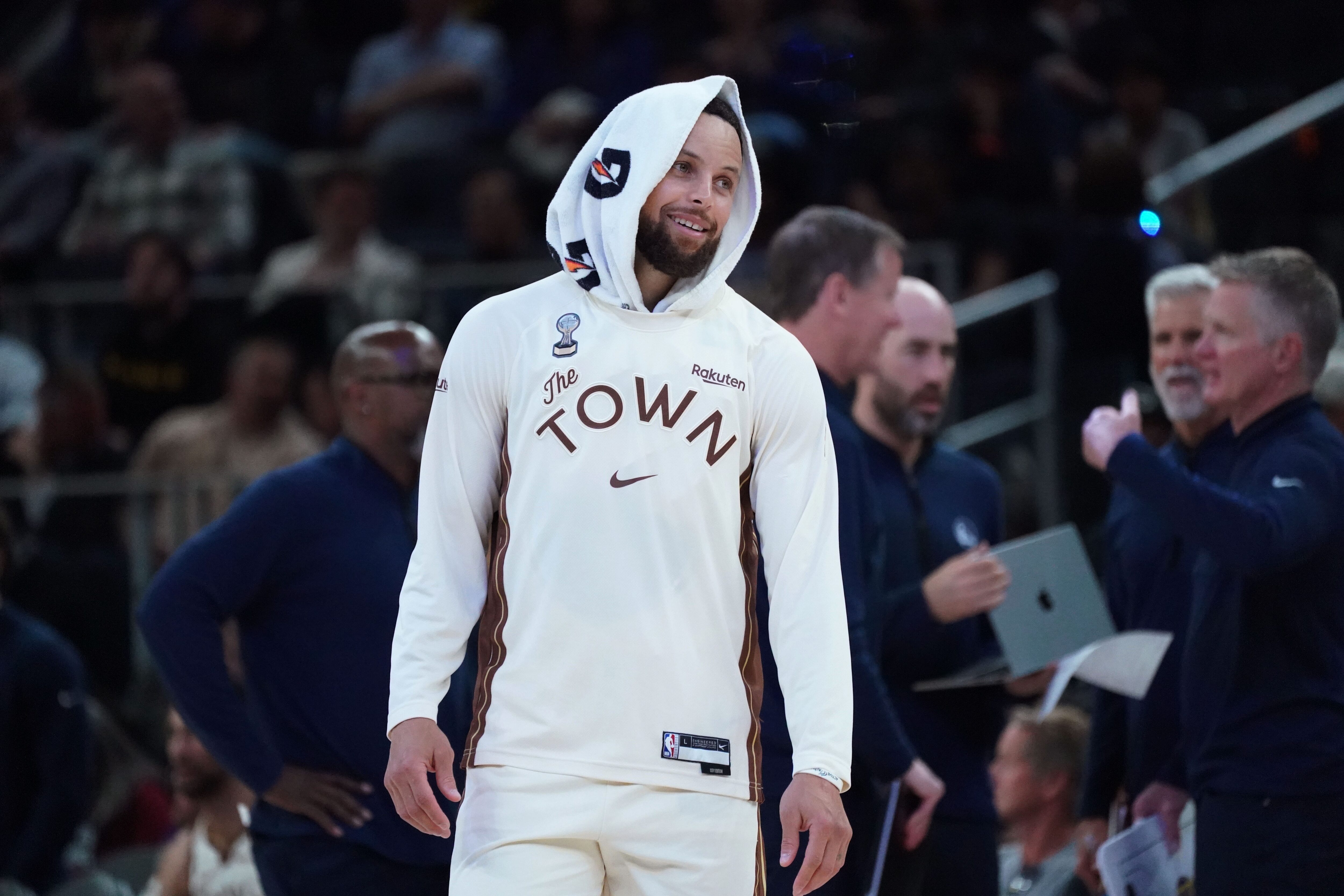 附加赛没人想遇到我们国王vs勇士库里