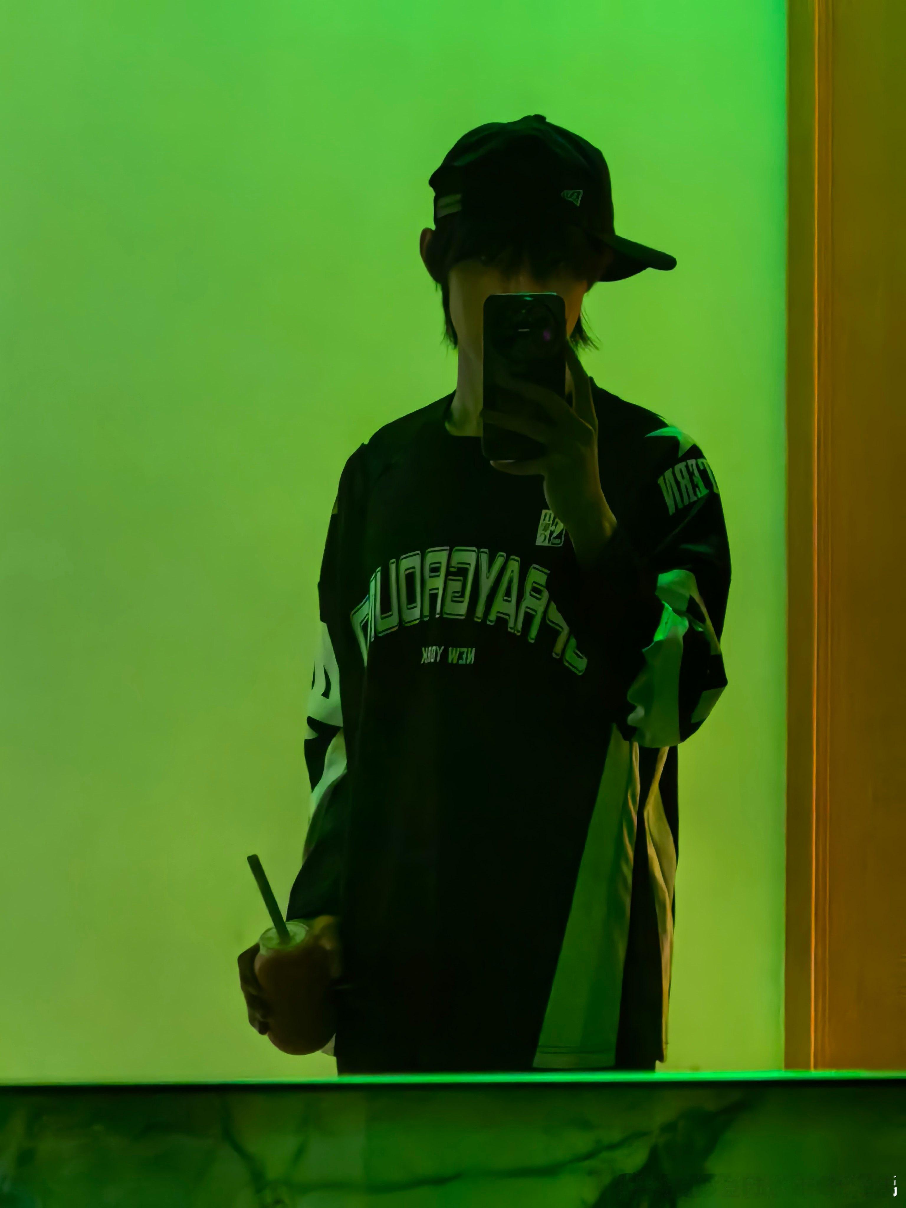 绿海要做背景 懂了吗