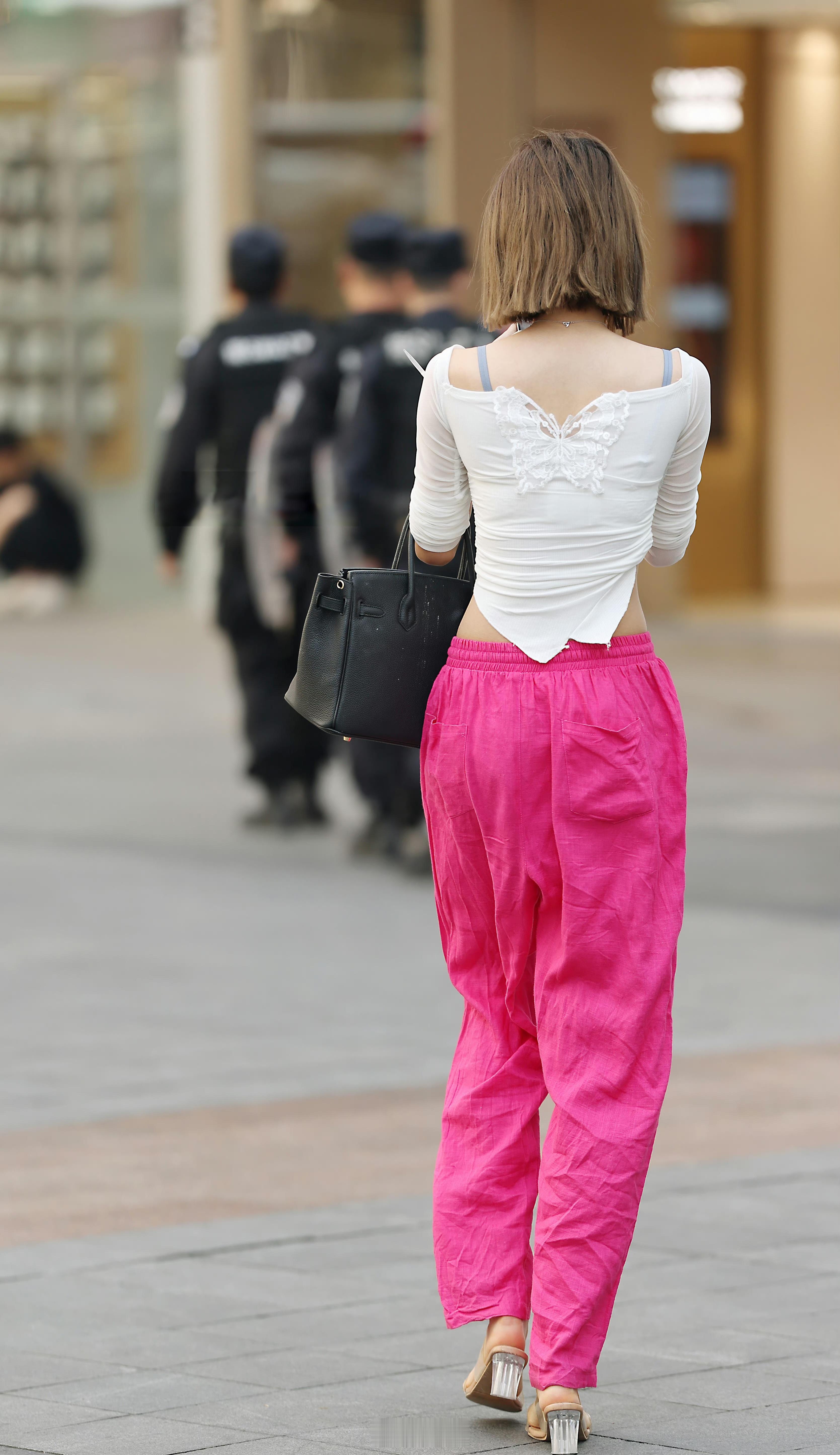 很美的背影 ​​​