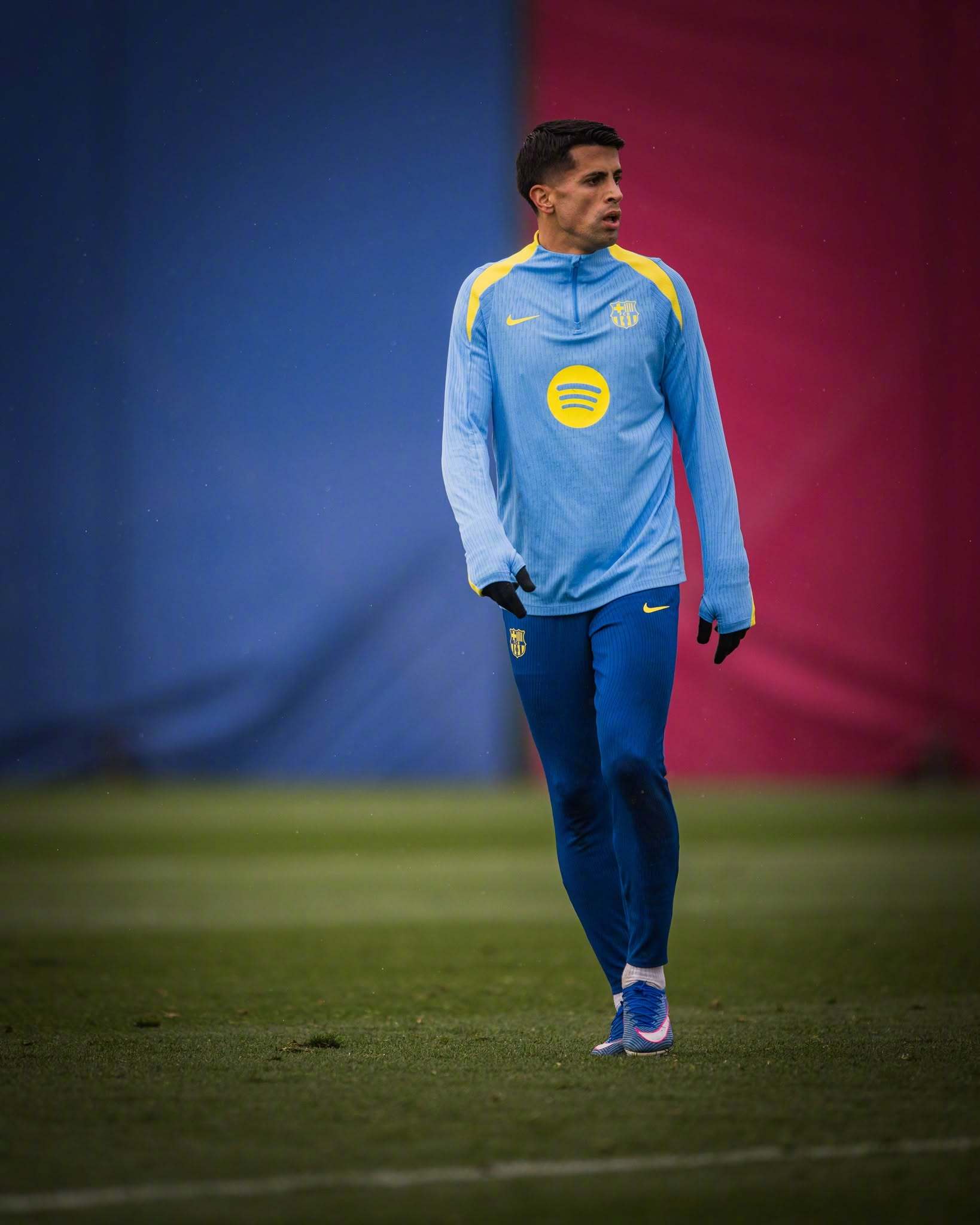 😁今天是训练中露出快乐笑容的弗里克💪🏻备战马略卡，为本周第二场比赛努力！巴