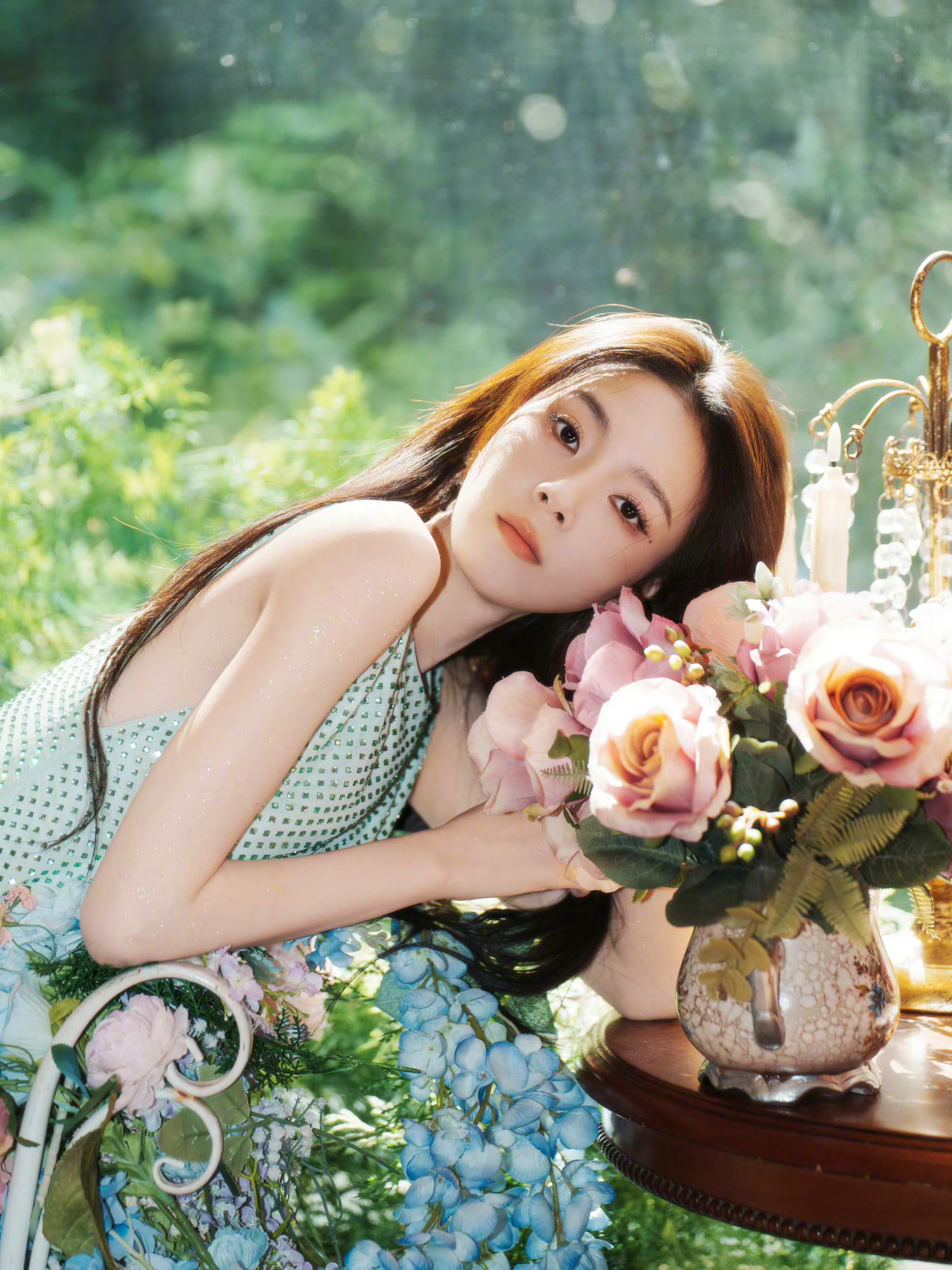 哈哈哈这个真是小桃变小青了[doge] 陈瑶好美好美！怎么这么美 ​​​