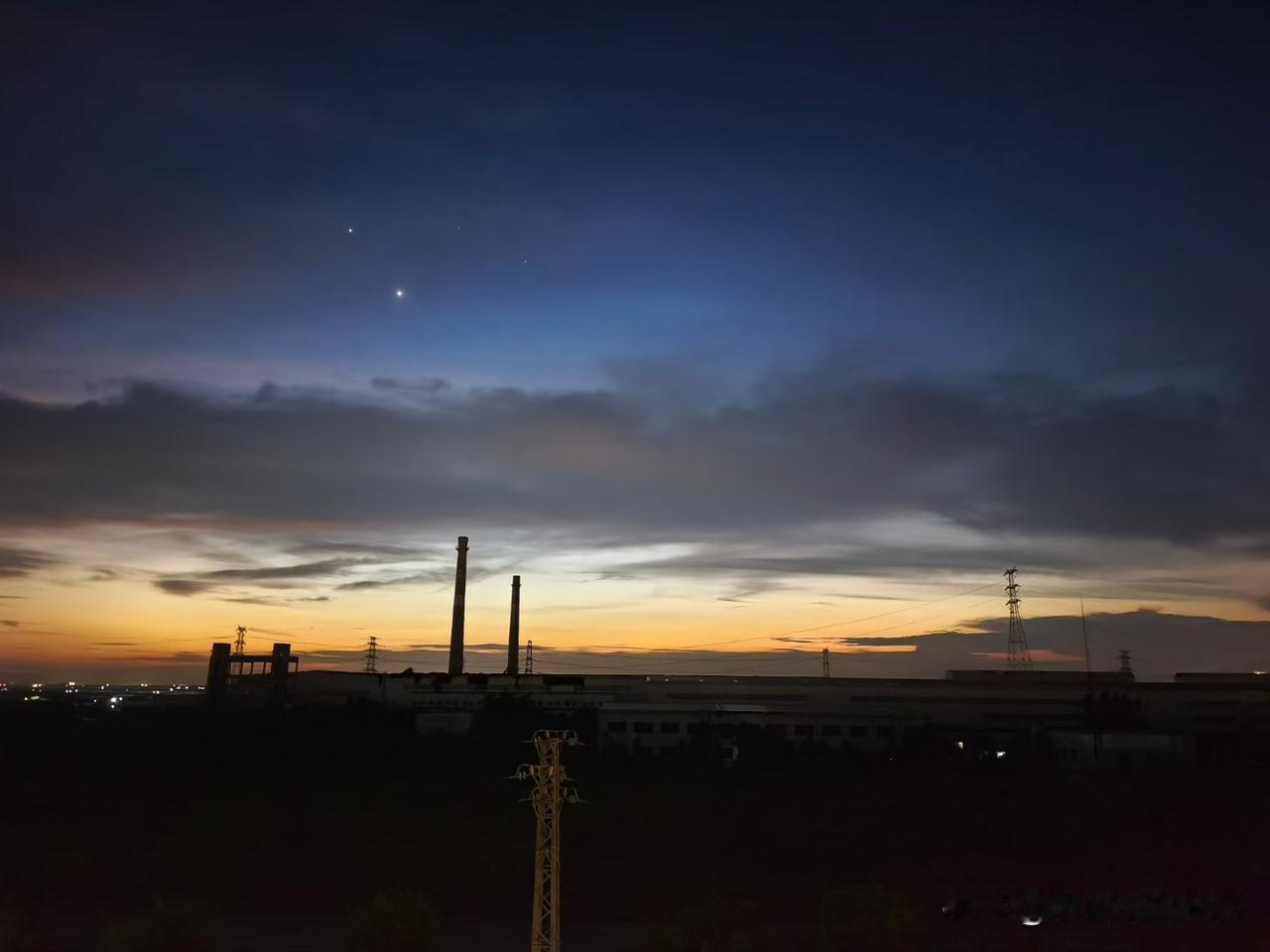 ❤️人这一生，风雨兼程，就是为了遇见更好的自己，不论顺流或是逆风，用心生活，用力