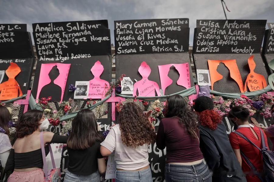 世界杯赛场下的456袋遗骸：体育不该被暴力掩盖
 
各位朋友，今天咱们聊点扎心的