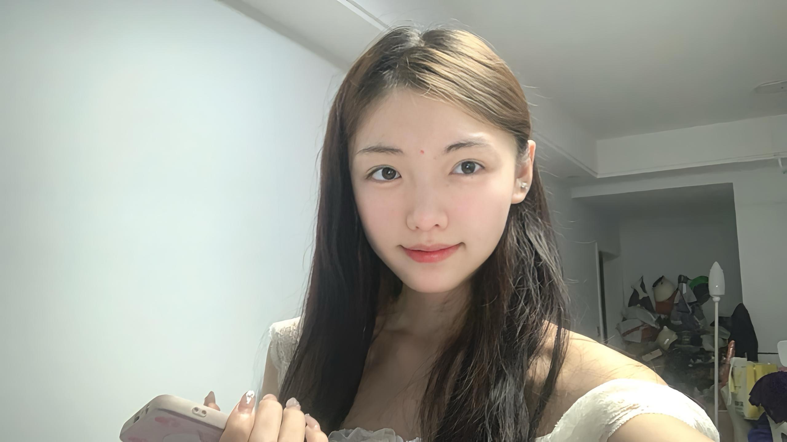 我会永远的爱着我自己。 无论我是什么模样，遇见什么事情。我都会勇敢地面对 。