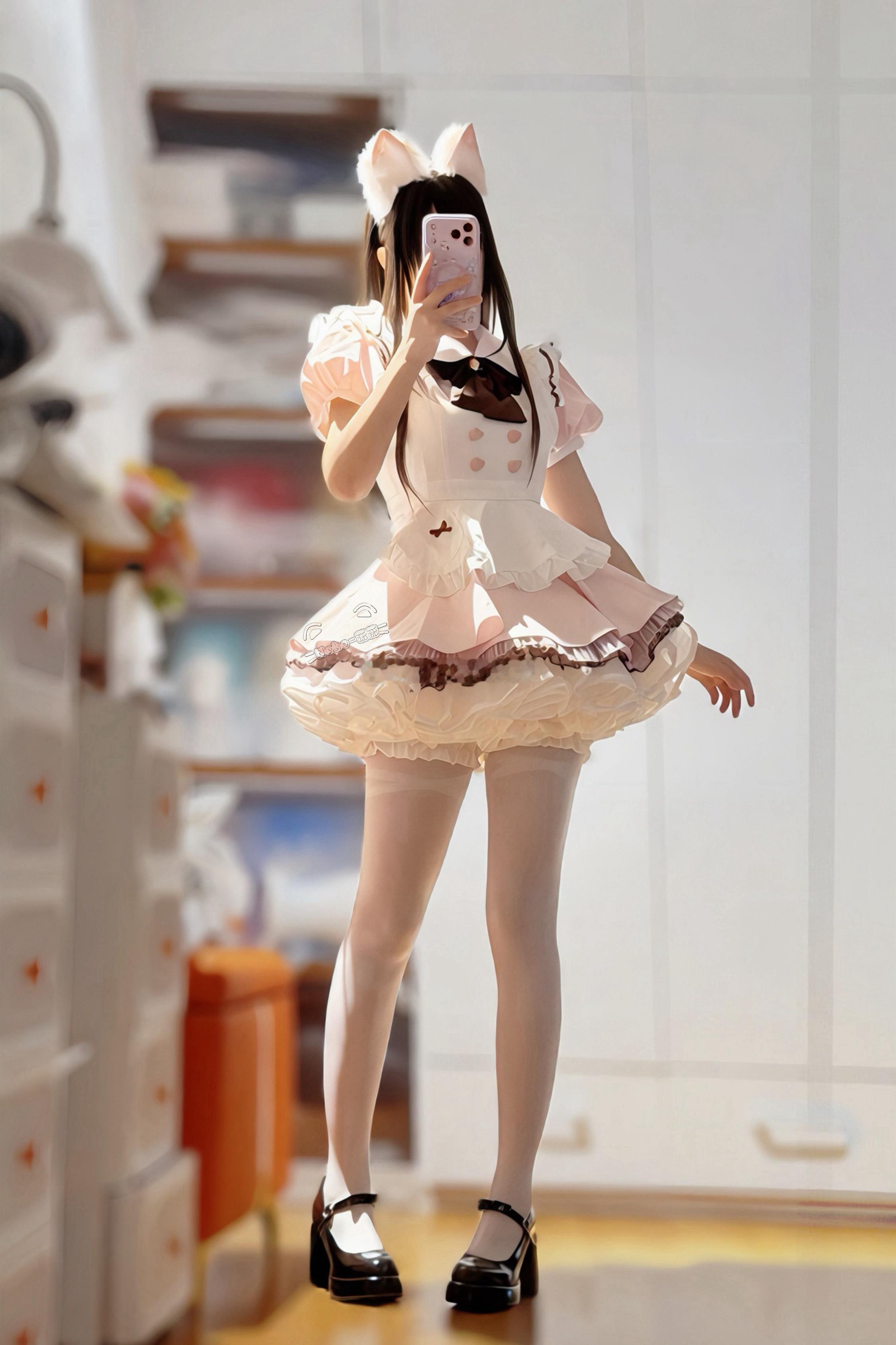 Neko_薇薇我和三坑的日常二次元cos大赏  小蛋糕