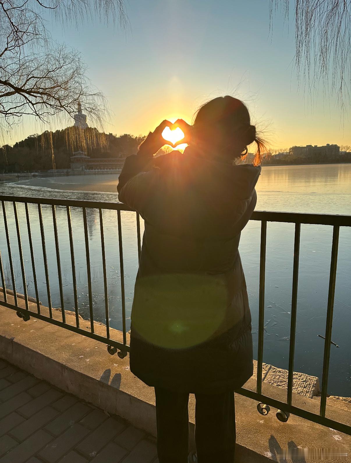 离过年还有26个交易日，离个人目标60个还差4个，按照近期的节奏，下周有机会冲破