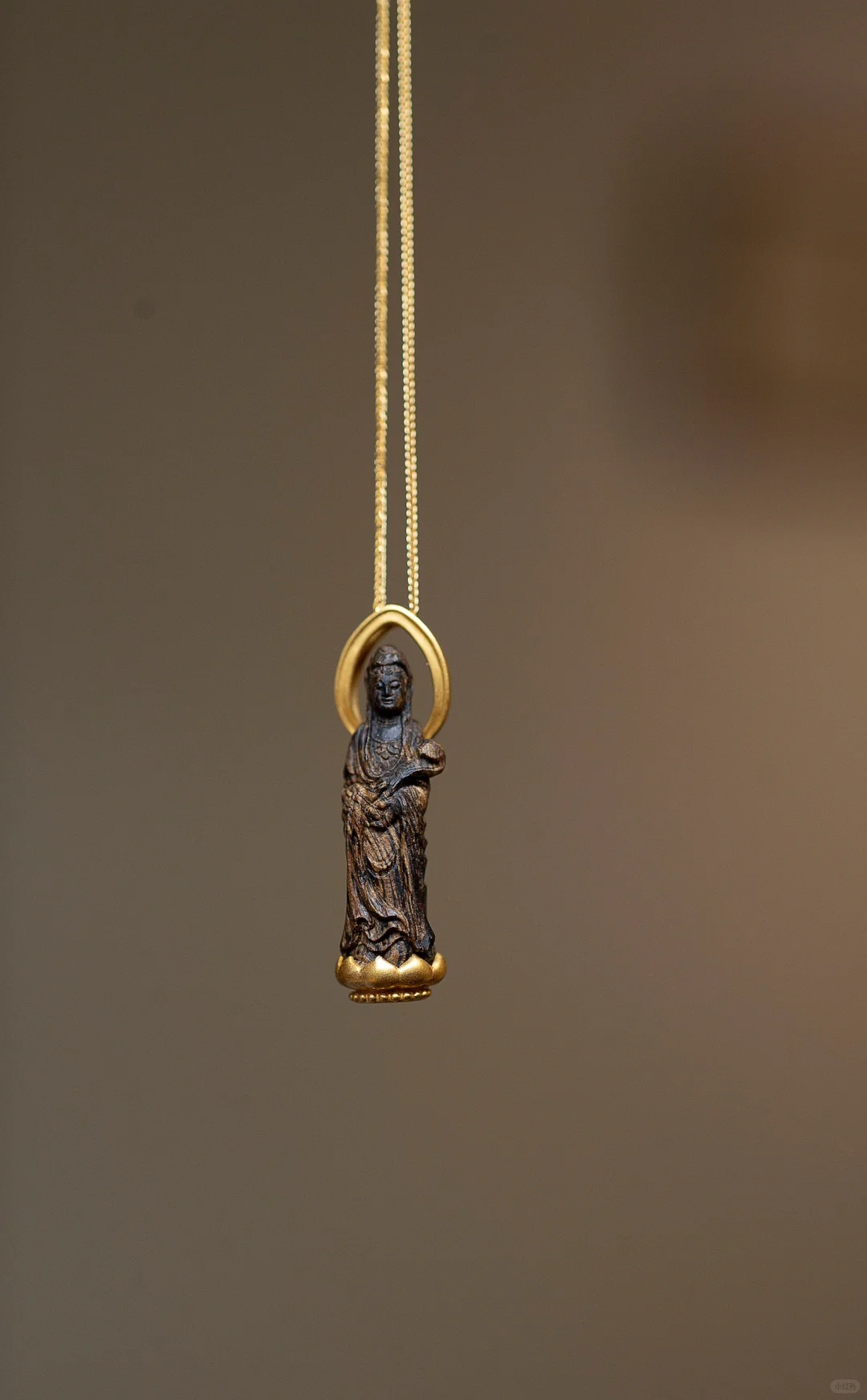 精品沉香观音随身佛，必须入这款沉香护身符