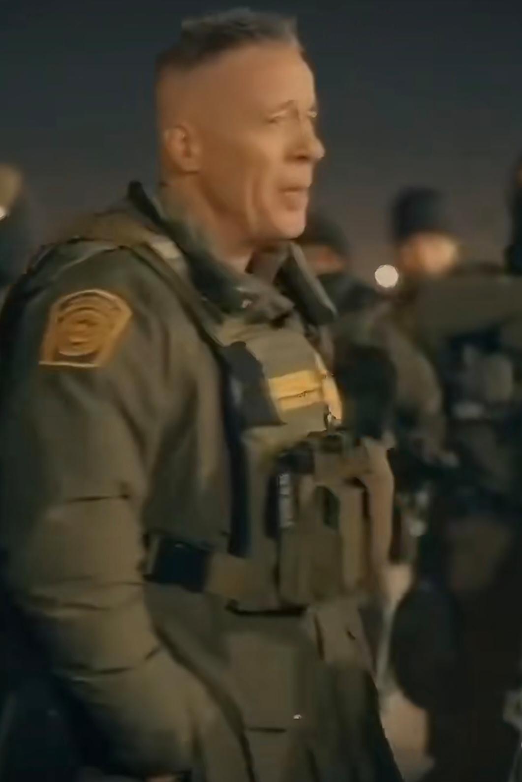 博维诺因为明尼苏达州ICE致死两条人命被解除美国边境巡逻队全域指挥官一职，他将被