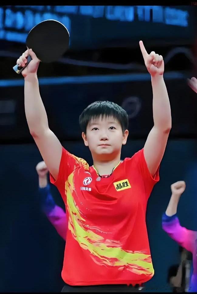 这下出名了，估计全国人民都知道了
​昨晚乒乓球亚锦赛，国乒女团3-0横扫泰国女团