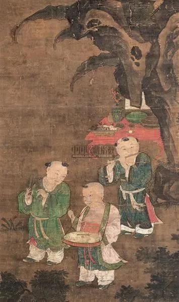小年二首 其一

明代： 林光

甲子春侵腊，燕京又小年。
儿童欢礼灶，箫鼓闹喧